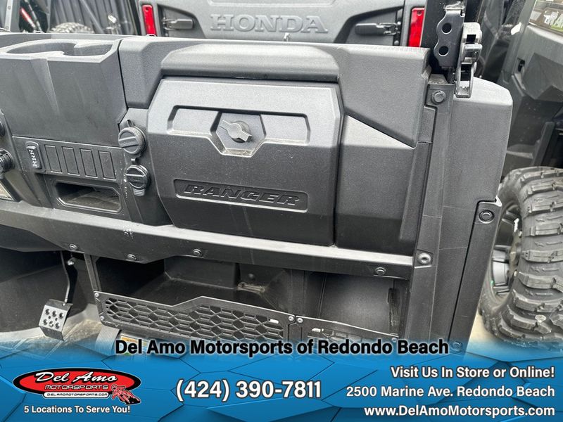 2023 Polaris R23MAE57B4  in a GHOST GRAY exterior color. Del Amo Motorsports of Redondo Beach (424) 304-1660 delamomotorsports.com 