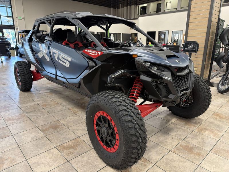 New 2026 Can-Am MAVERICK R MAX X RS 999T BE HB SAS Image 10