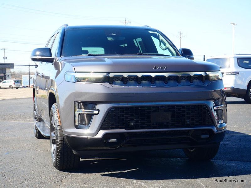 2026 Jeep Grand Wagoneer Upland 4x4