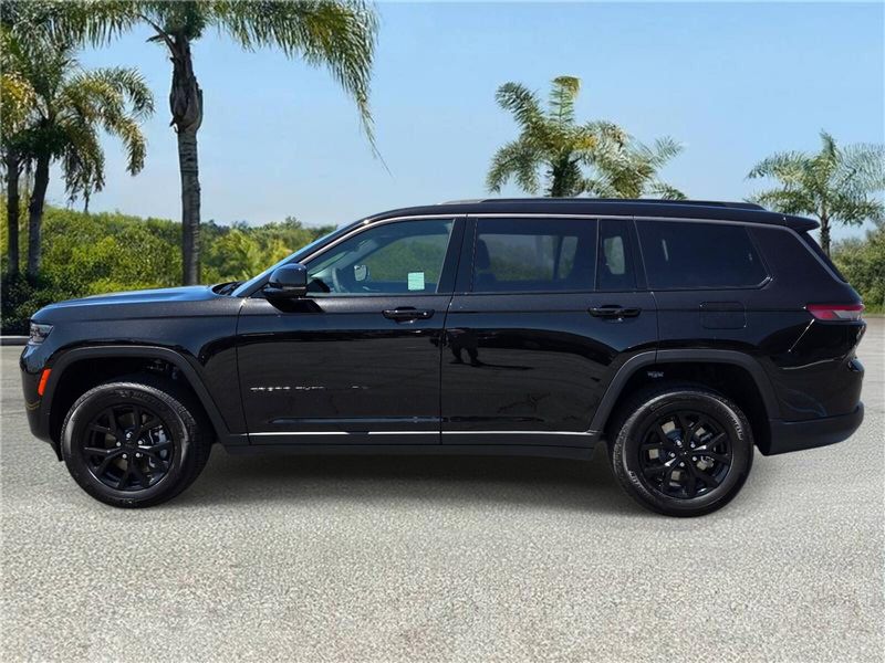 New 2026 Jeep Grand Cherokee L Laredo Altitude 4x4