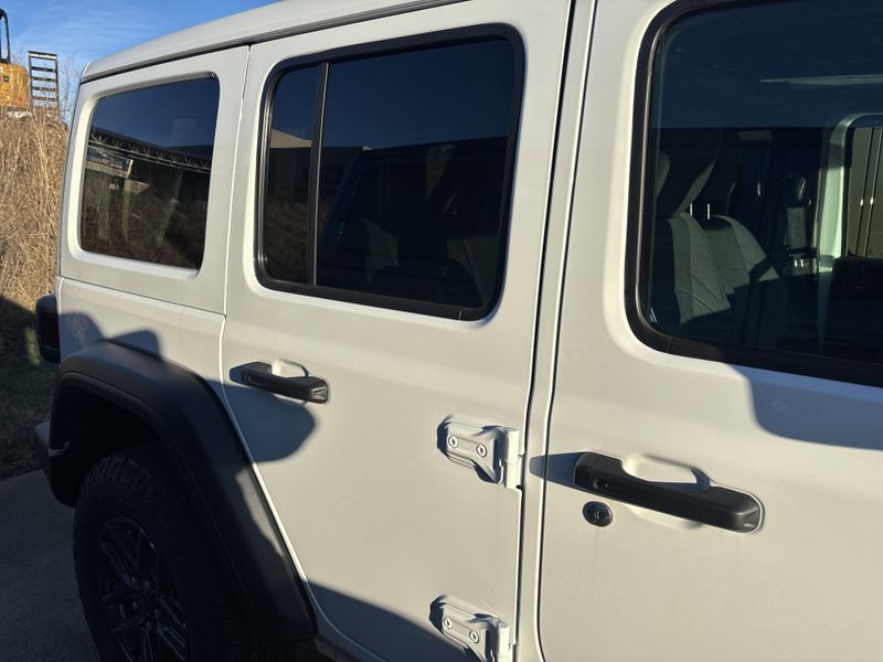 New 2026 Jeep Wrangler 4-door Sport SImage 6