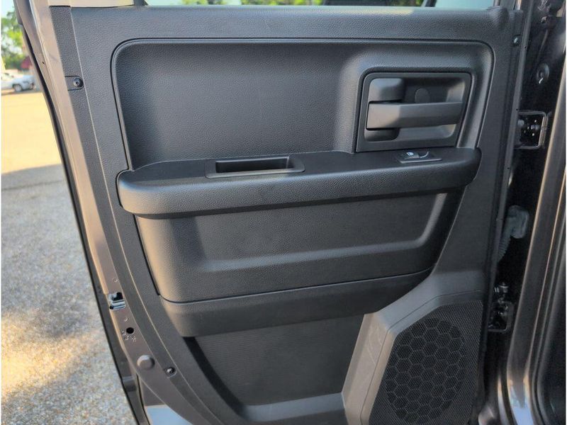 2019 RAM 1500 Classic TradesmanImage 31