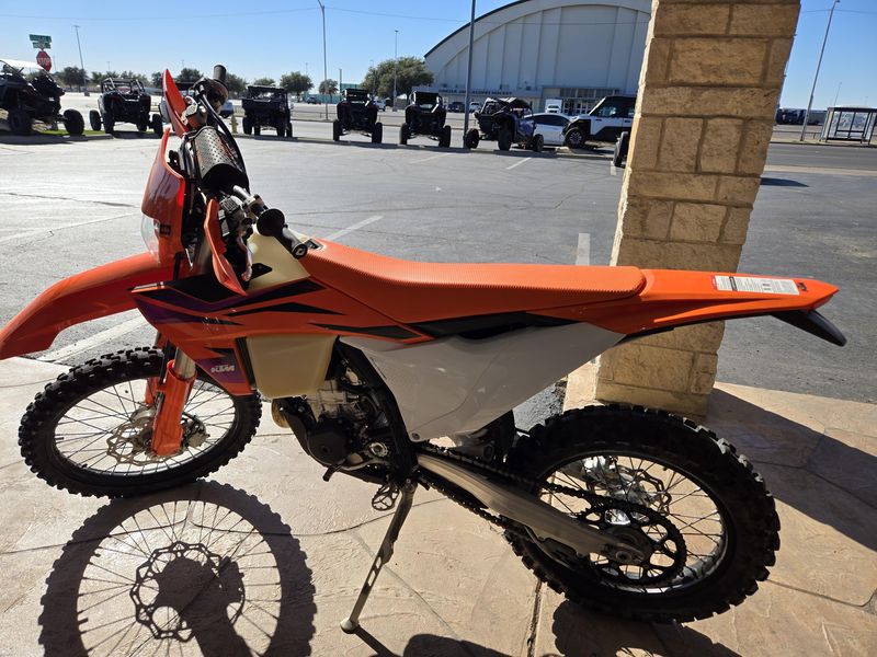 USED 2024 KTM XC 450 FW Image 3
