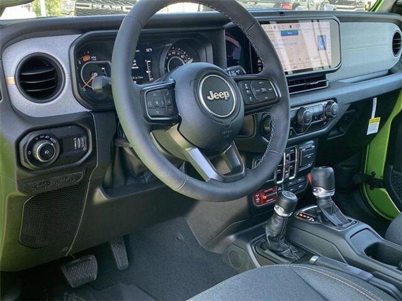 2025 Jeep Wrangler 4-door WillysImage 15
