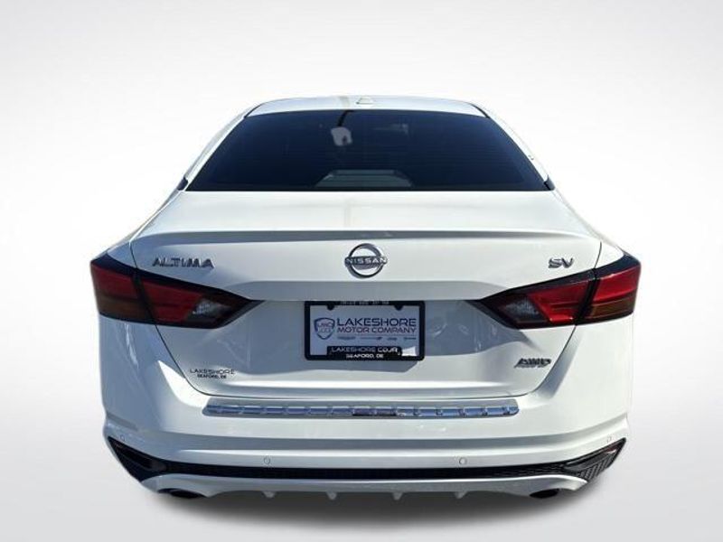 2023 Nissan Altima 2.5 SV