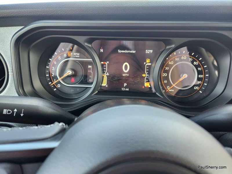 New 2025 Jeep Gladiator Willys 4x4