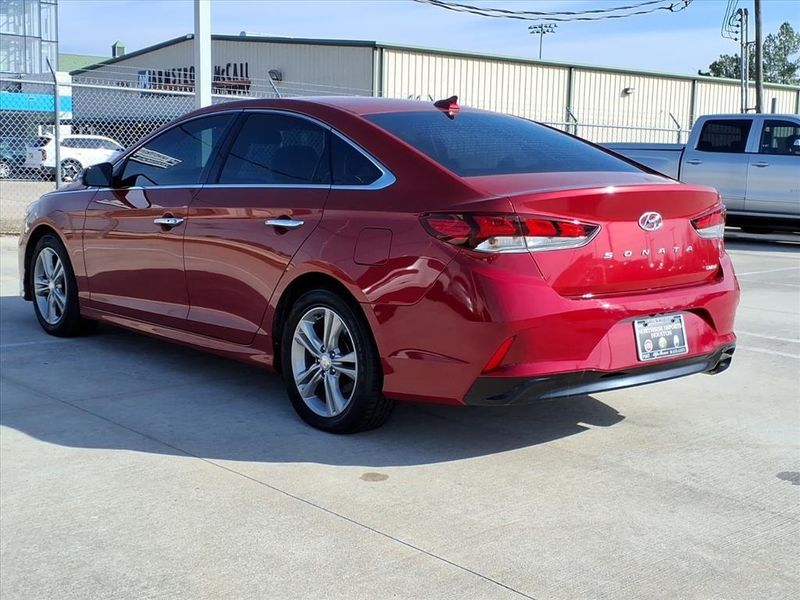 Used 2018 Hyundai Sonata LimitedImage 11