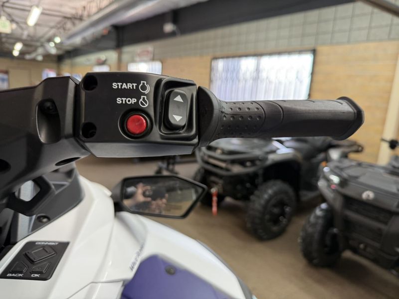 2025 Yamaha JETBLASTER LTD Image 15