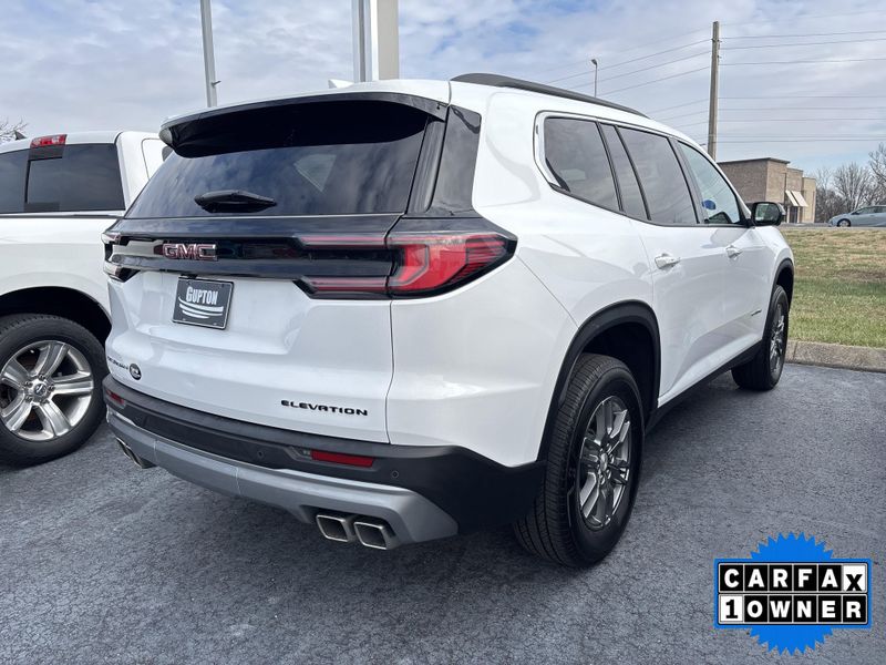 Used 2025 GMC Acadia FWD ElevationImage 6