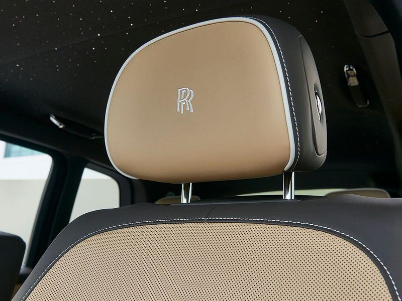 New 2027 Rolls-Royce Cullinan Image 12