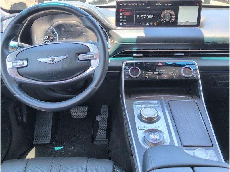 Used 2024 Genesis GV80 2.5T (A8)Image 32