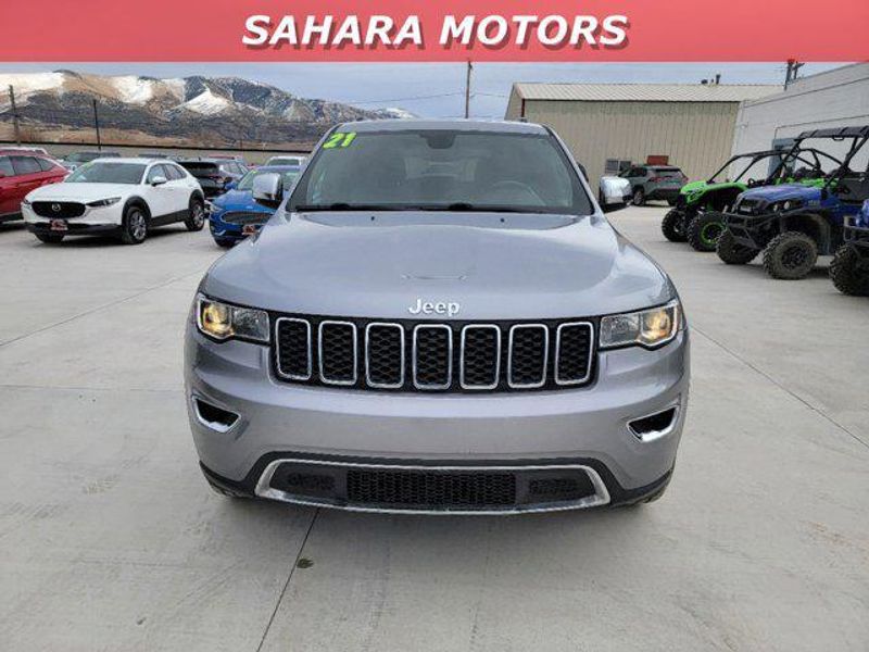 2021 Jeep Grand Cherokee Limited photo 2