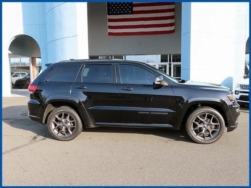 2019 Jeep Grand Cherokee Limited XImage 2