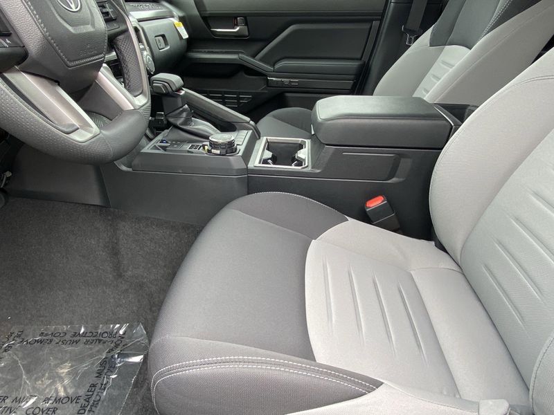 2025 Toyota Tacoma TRD Sport HybridImage 14
