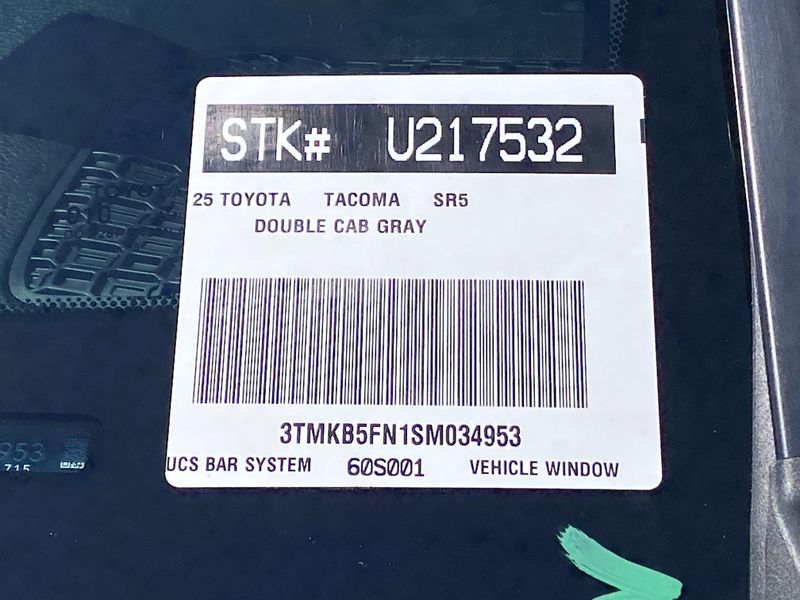 Used 2025 Toyota Tacoma SR5Image 32