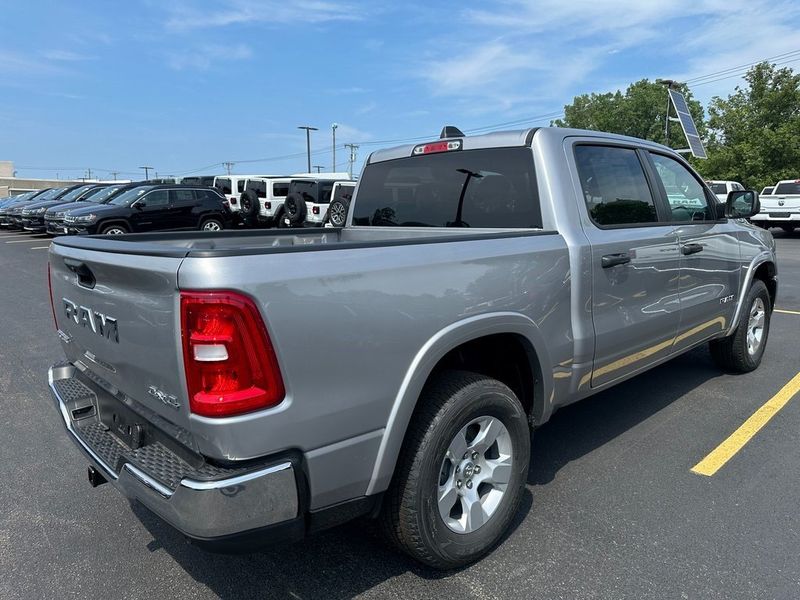 2025 RAM 1500 Big Horn Crew Cab 4x4 5