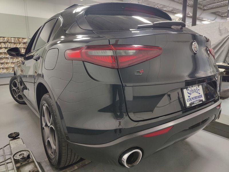 2021 Alfa Romeo Stelvio Nero AWD w/Sunroof/Activ AsstImage 13