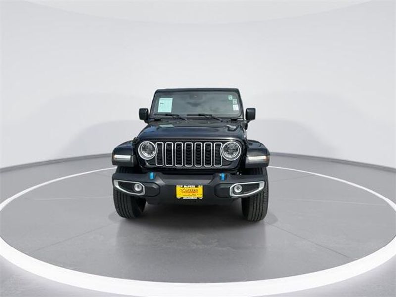 2024 Jeep Wrangler Sahara 4xe photo 3
