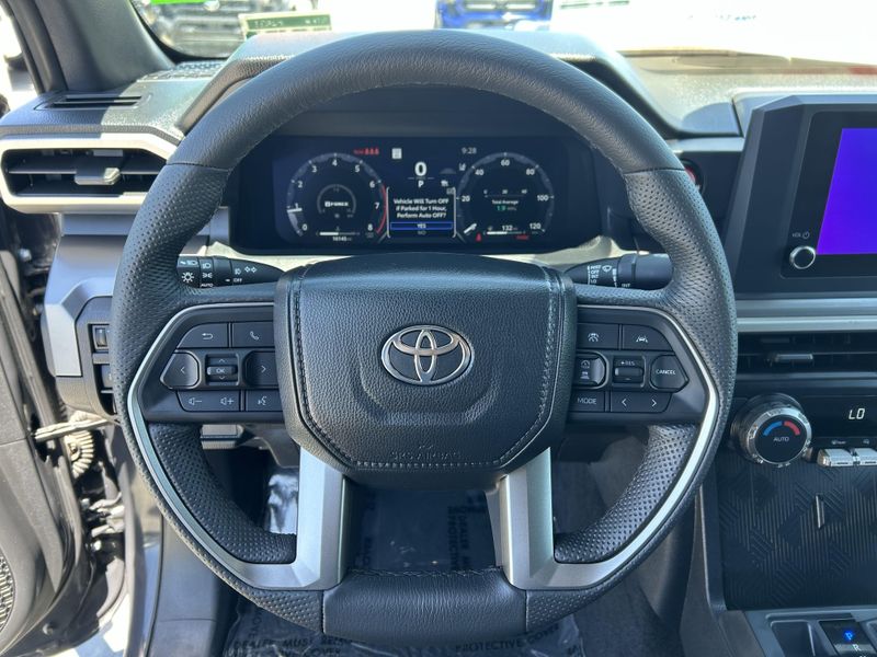 Used 2024 Toyota Tacoma TRD SportImage 25