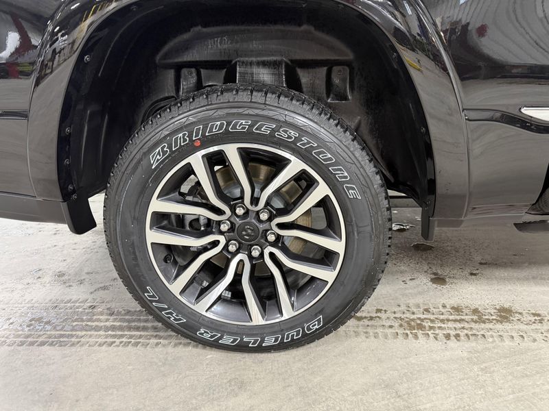 New 2026 RAM 1500 Limited Crew Cab 4x4 5