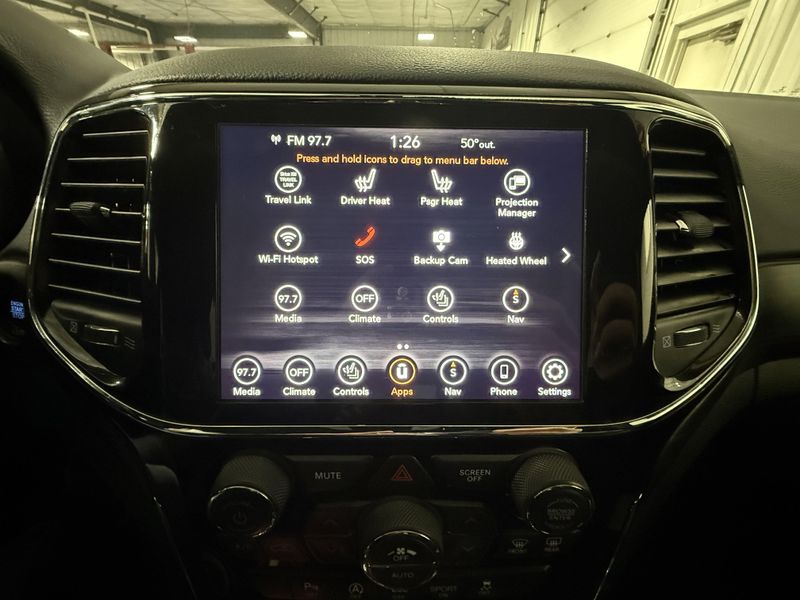 Used 2021 Jeep Grand Cherokee Laredo XImage 30