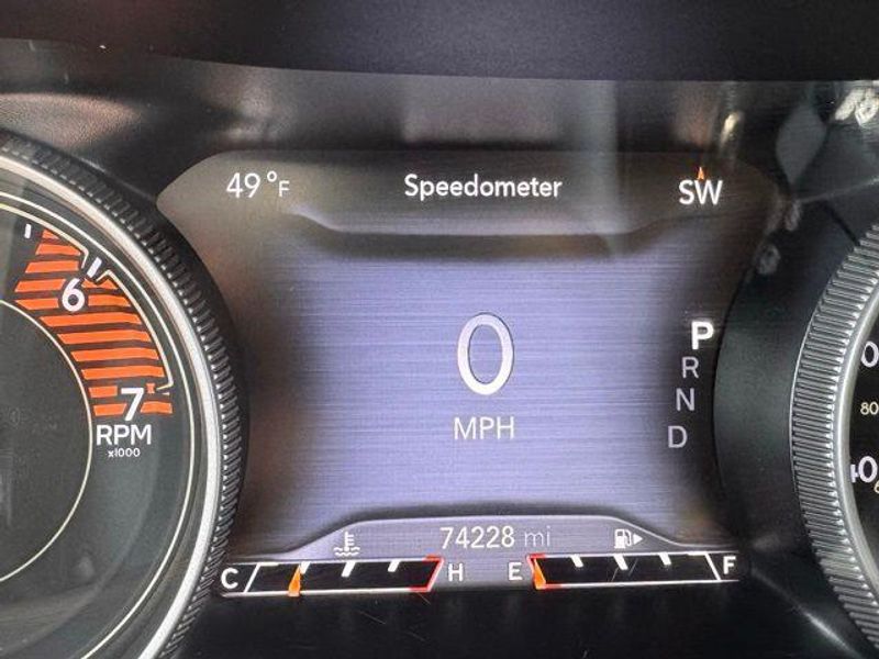 Used 2019 Jeep Cherokee LimitedImage 13