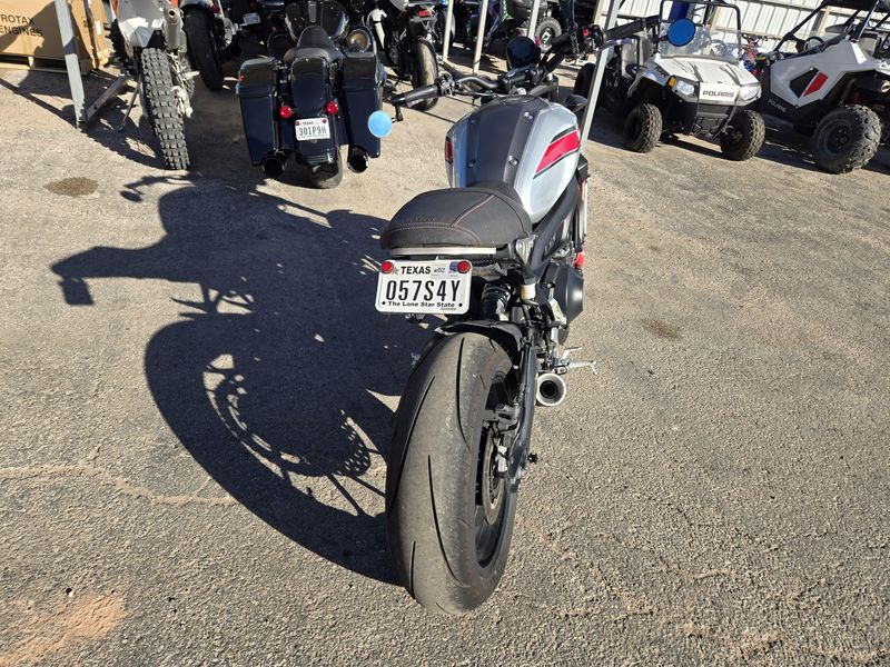 USED 2019 YAMAHA XSR 900 Image 11