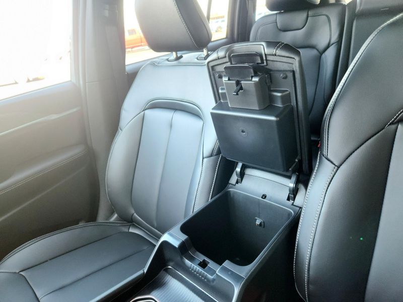 New 2027 Jeep Grand Cherokee Limited 4x4