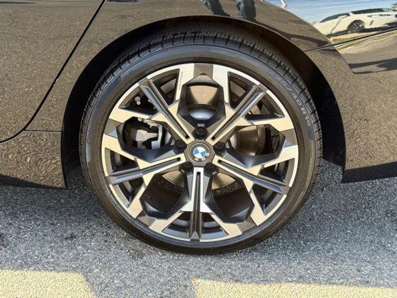 Used 2025 BMW 3 Series 330iImage 14