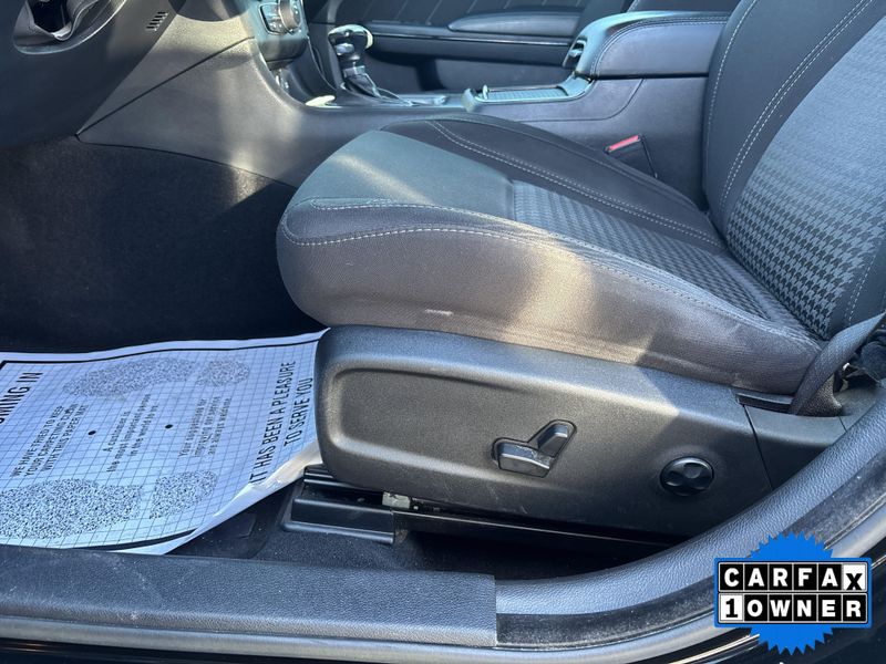 Used 2020 Dodge Charger SXTImage 22