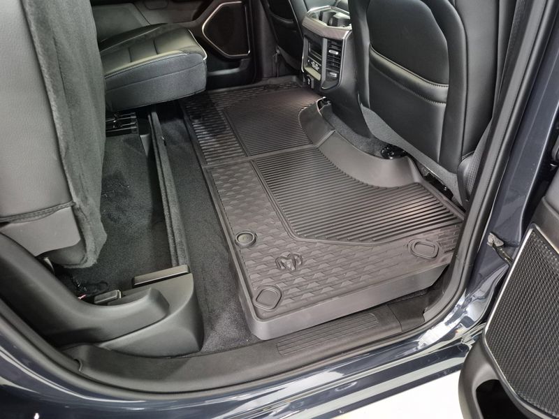 2025 RAM 1500 Laramie Crew Cab 4x4 5