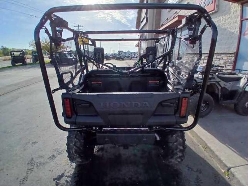 New 2025 Honda PIONEER 10005 DELUXE 