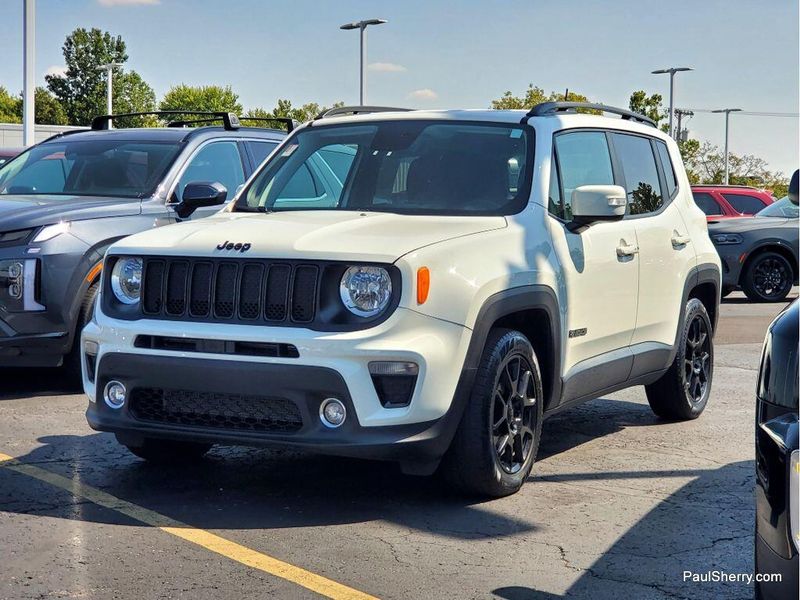 2020 Jeep Renegade Altitude photo 3