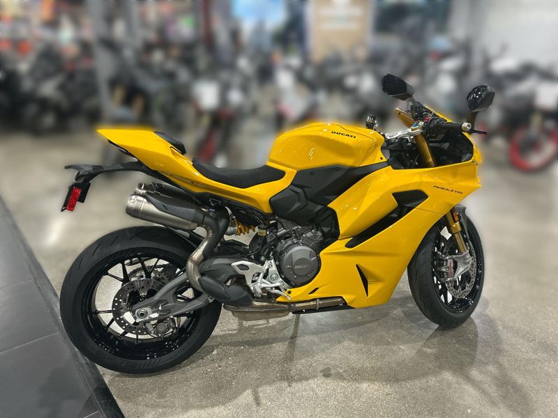 New 2026 Ducati PANIGALE V2 S Image 12
