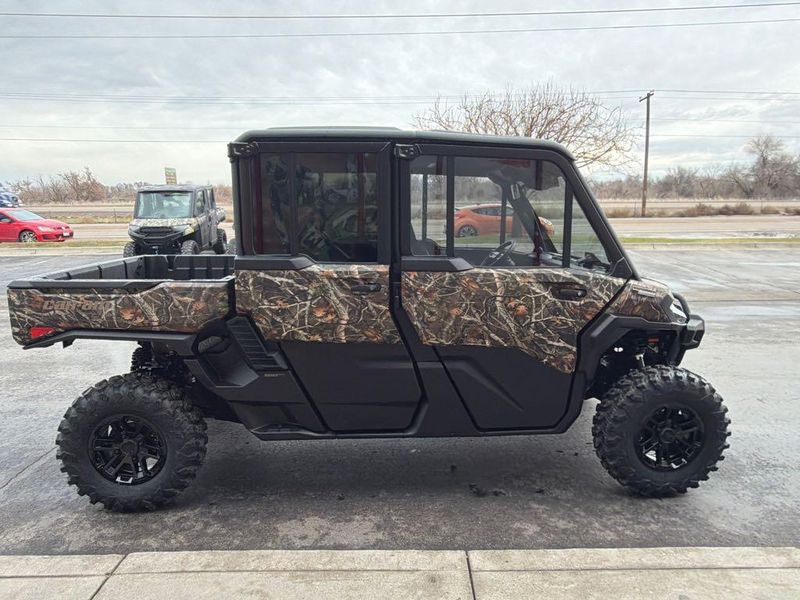 New 2026 Can-Am DEFENDER MAX LTD 65 HD11 