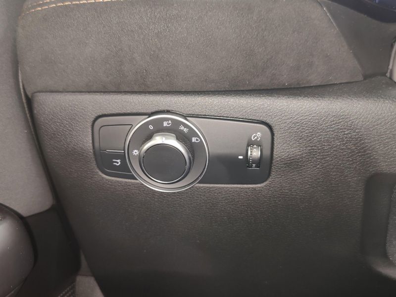 Used 2025 Alfa Romeo Tonale Intensa AWD w/SunroofImage 30