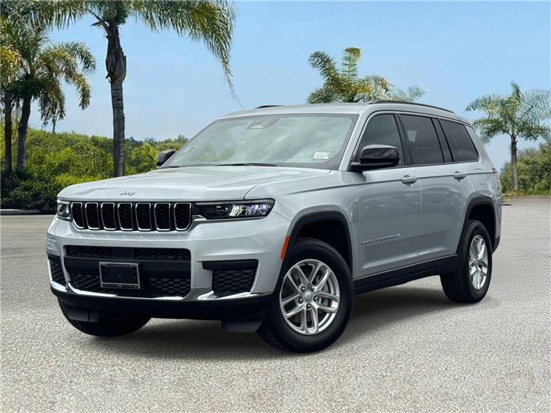 New 2026 Jeep Grand Cherokee L Laredo 4x2