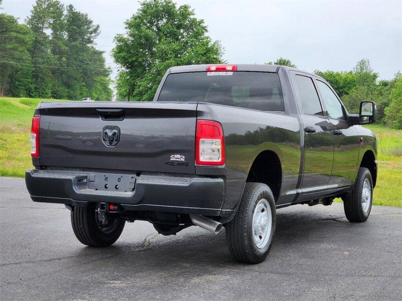 2024 RAM 2500 Tradesman Crew Cab 4x4 6