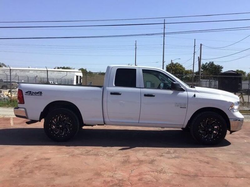 2024 RAM 1500 Classic SLTImage 6