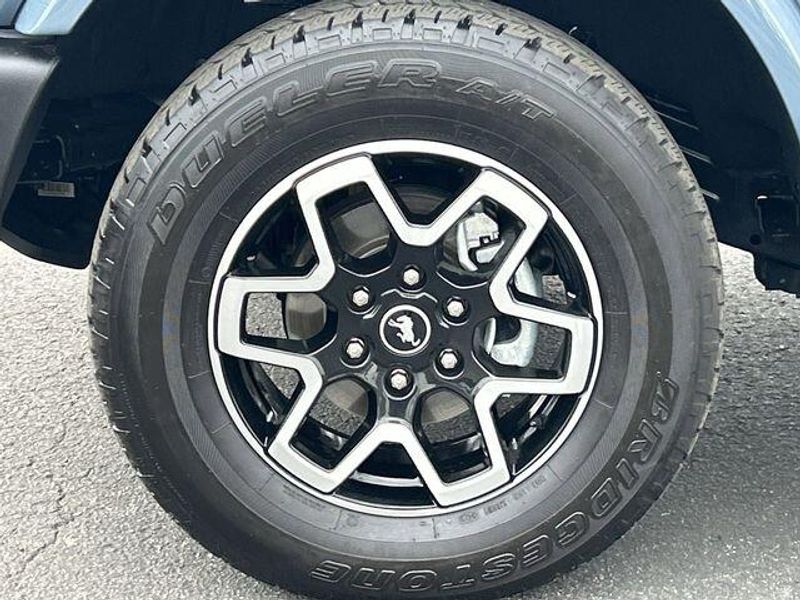 Used 2023 Ford Bronco Outer BanksImage 10