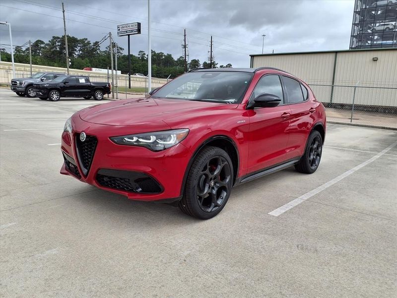 New 2026 Alfa Romeo Stelvio Image 7
