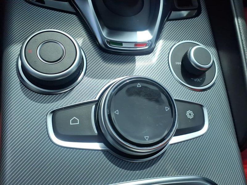New 2025 Alfa Romeo Giulia RwdImage 23
