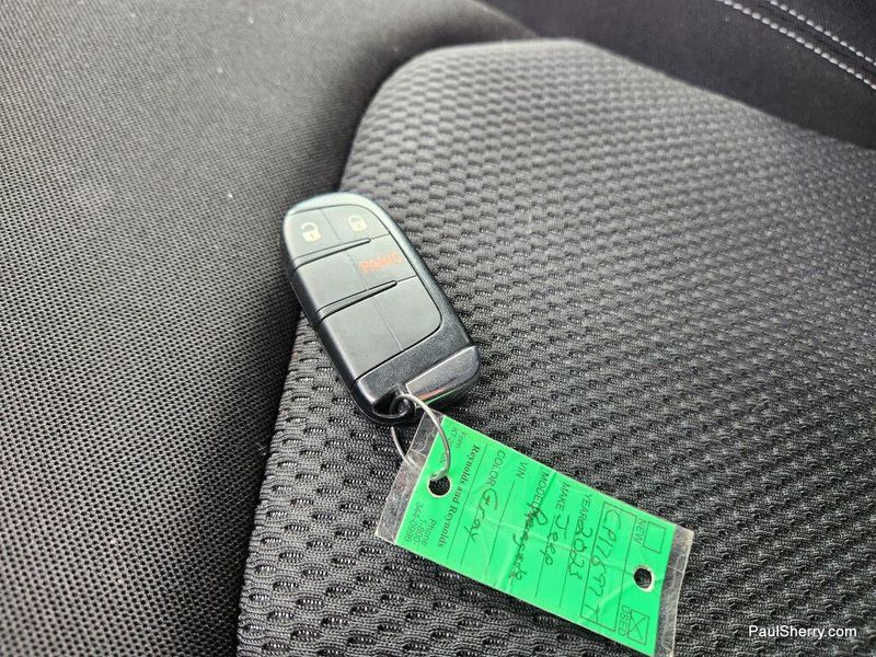 Used 2023 Jeep Renegade Latitude