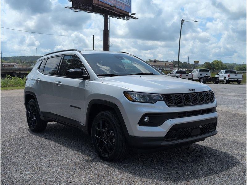 New 2026 Jeep Compass Latitude Altitude 4x4Image 7