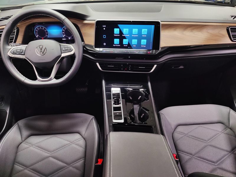 Used 2024 Volkswagen Atlas SE AWD w/TechnologyImage 19