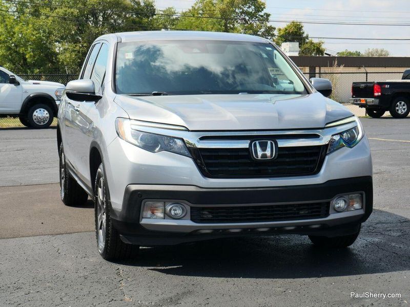 2017 Honda Ridgeline RTL-E photo 17