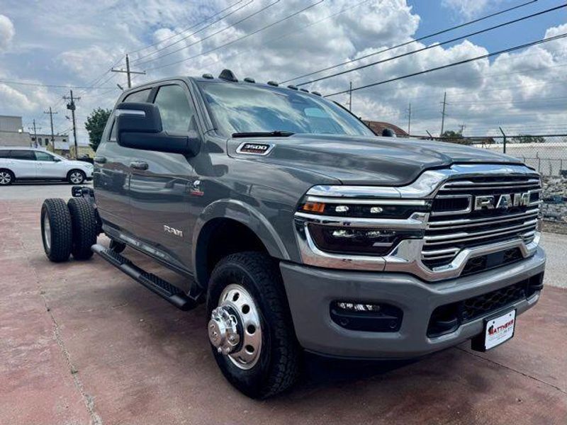 New 2026 RAM 3500 TradesmanImage 3