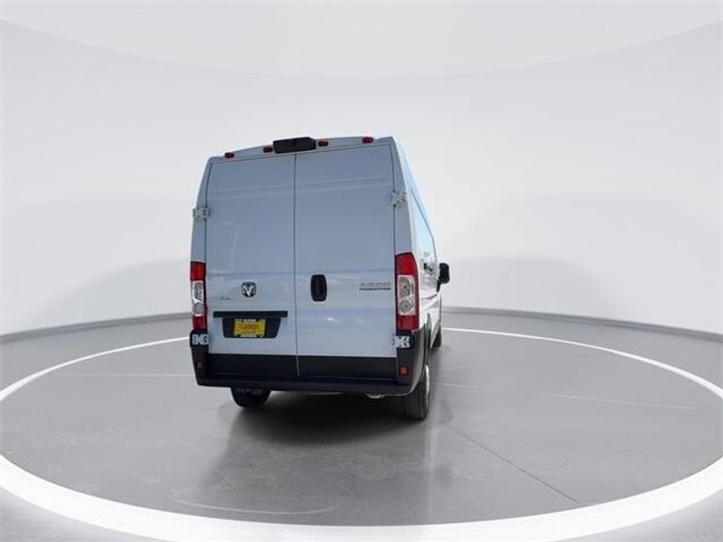 2023 RAM ProMaster 2500 High RoofImage 7