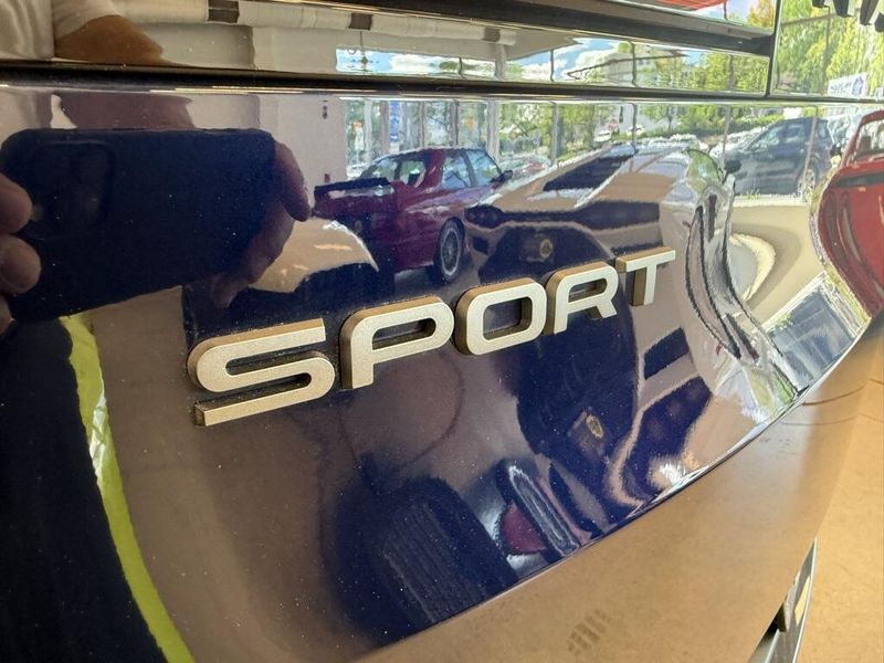 2023 Land Rover Range Rover Sport SE