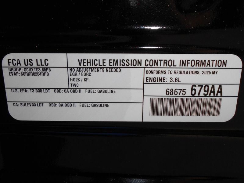 New 2025 Jeep Grand Cherokee Limited 4x4Image 36